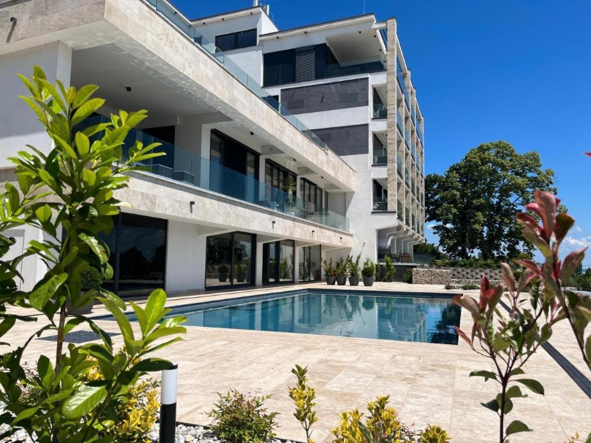 Alsóörs Panorama Deluxe Apartments - Pool & Free Parking מראה חיצוני תמונה