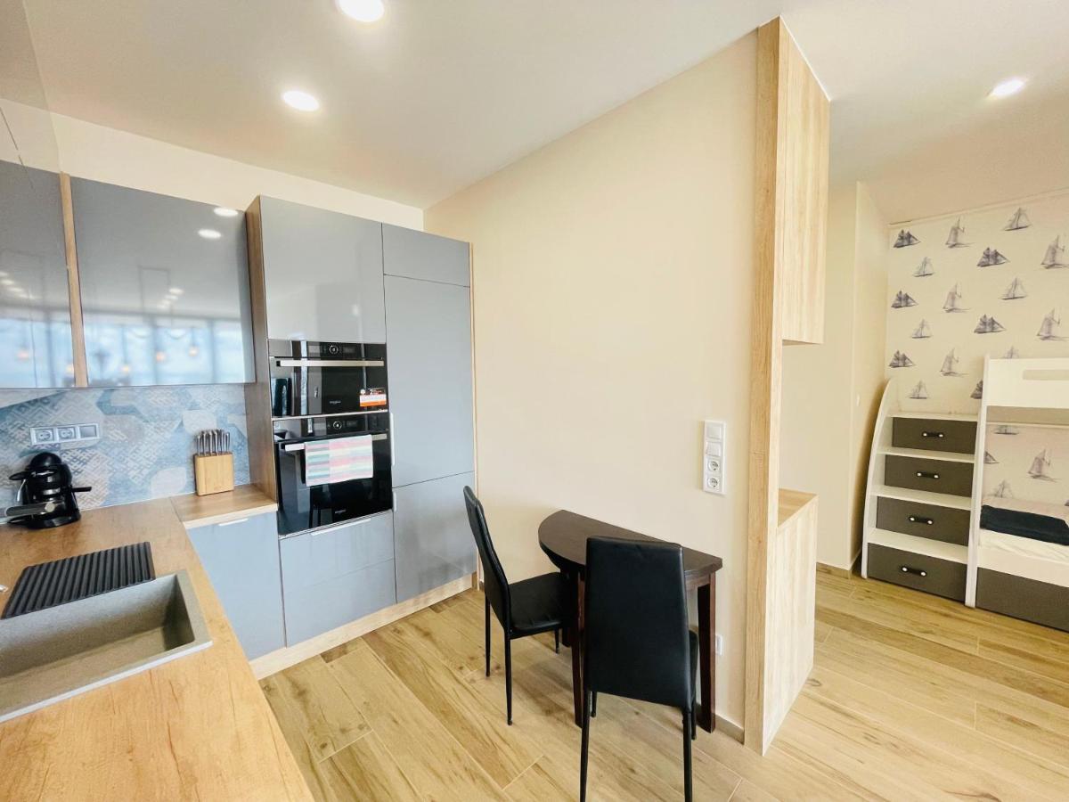 Alsóörs Panorama Deluxe Apartments - Pool & Free Parking מראה חיצוני תמונה