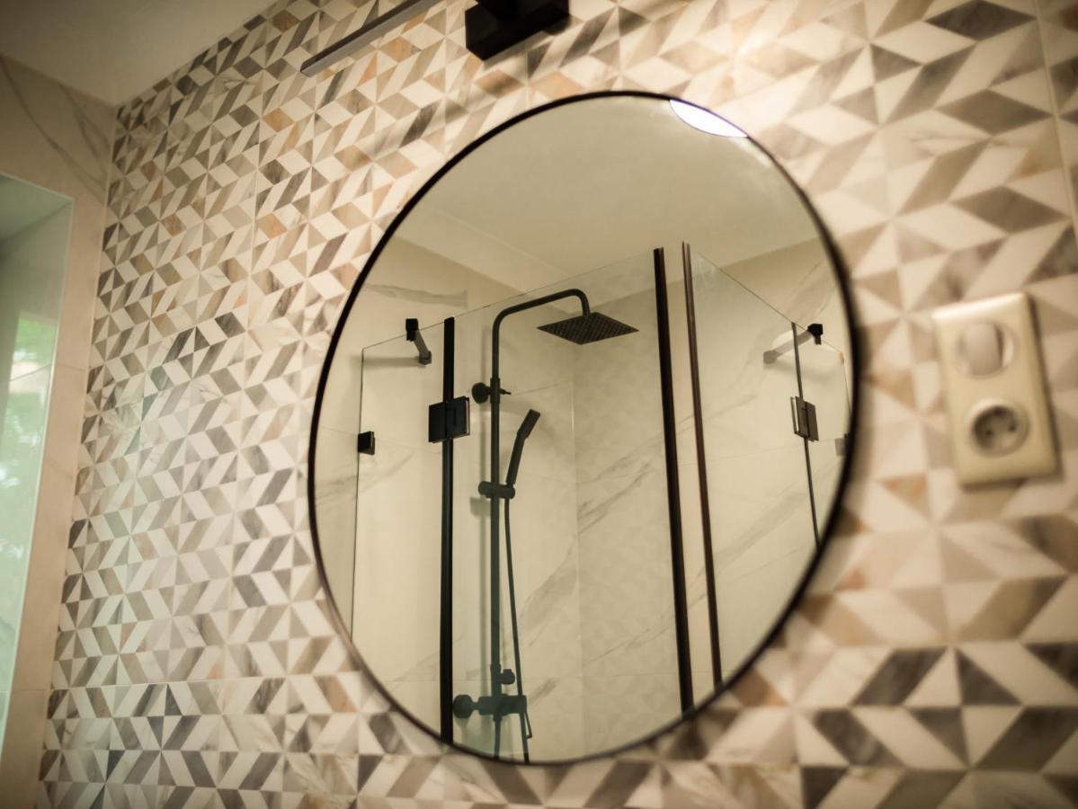 Alsóörs Panorama Deluxe Apartments - Pool & Free Parking מראה חיצוני תמונה