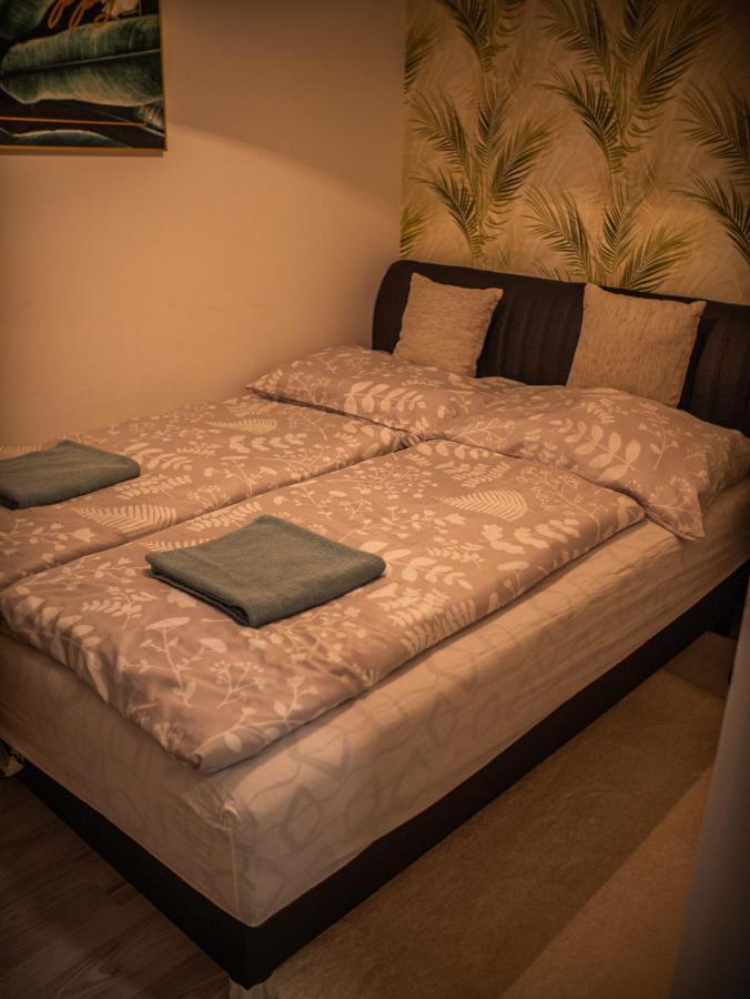 Alsóörs Panorama Deluxe Apartments - Pool & Free Parking מראה חיצוני תמונה